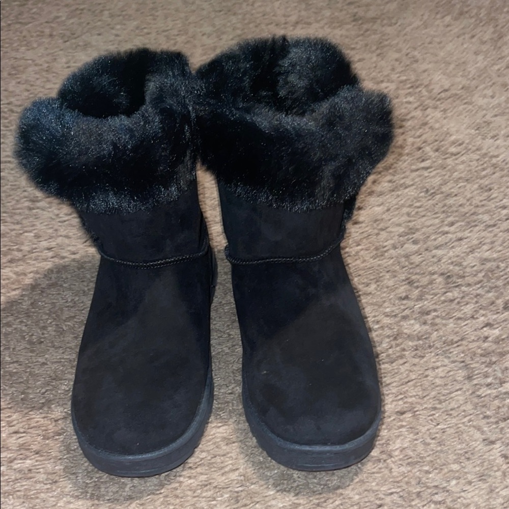 SO Black Winter Rain Boots with Plush Fur Trim